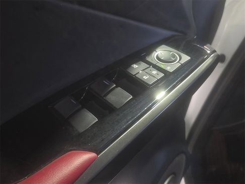 Used 2024 Lexus IS 350 F Sport image 15