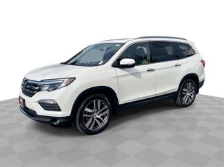 Used 2018 Honda Pilot Elite image 1