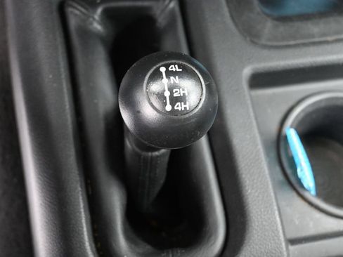 Used 2012 RAM 2500 ST w/ PWR & Remote Entry Group AWD/4WD image 25