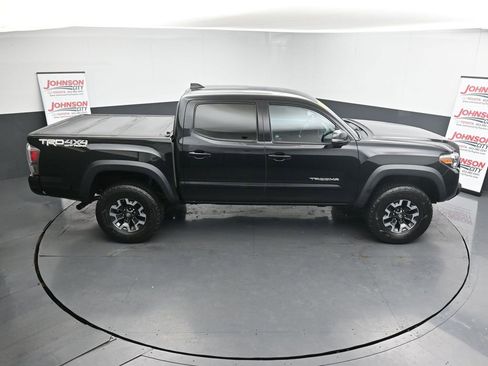 Used 2021 Toyota Tacoma TRD Off-Road image 37