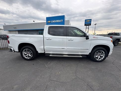 Certified 2025 Chevrolet Silverado 1500 RST w/ RST All Star Premium Package image 5