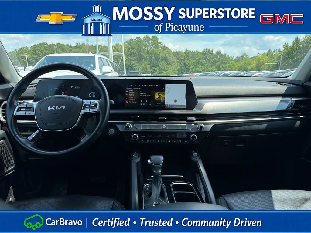 Used 2025 Kia Telluride S FWD image 13