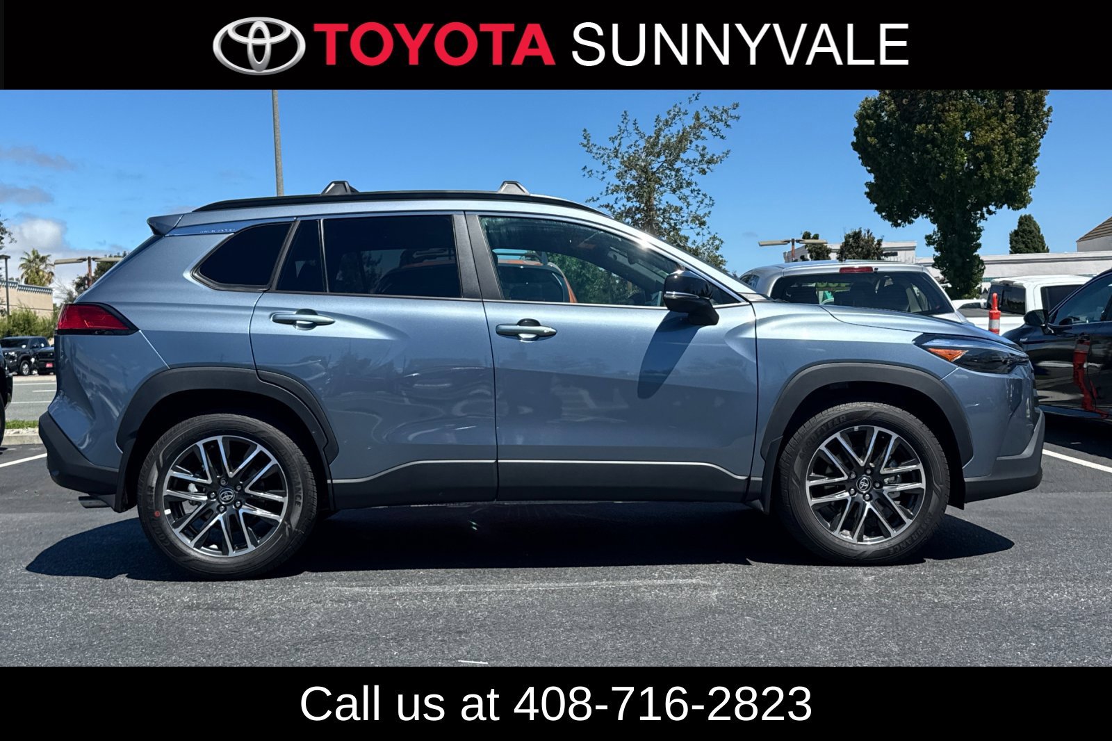 Used 2026 Toyota Corolla Cross XLE w/ Convenience Package AWD/4WD image 7