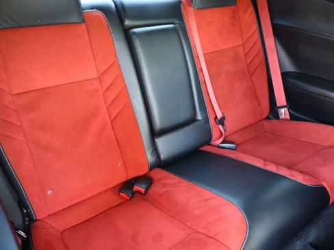 Used 2016 Dodge Challenger SRT Hellcat RWD image 27