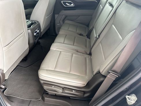 Used 2021 GMC Yukon SLT AWD/4WD image 29