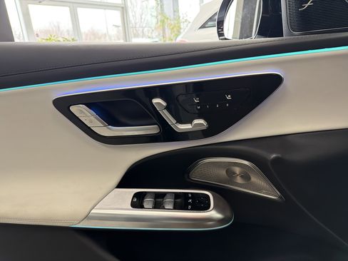 New 2025 Mercedes-Benz E 450 4MATIC All-Terrain Wagon image 12