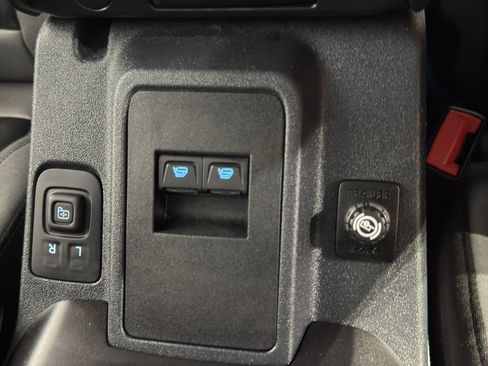 Used 2022 Ford Bronco Black Diamond AWD/4WD image 28