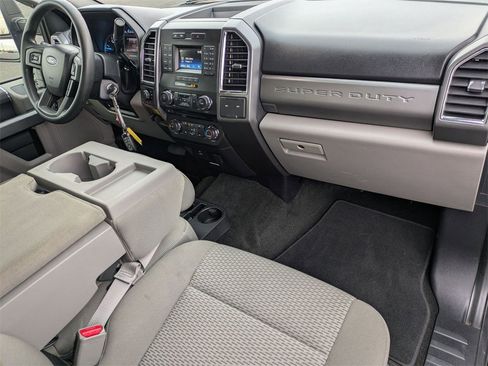 Used 2017 Ford F250 XLT w/ XLT Value Package image 20