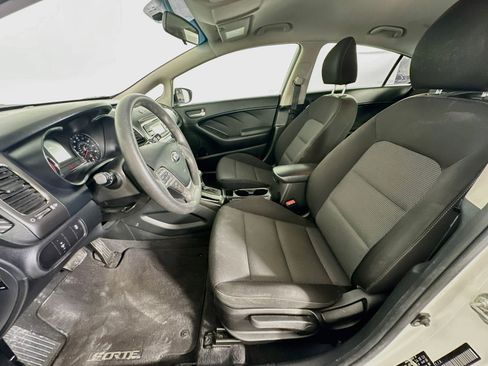 Used 2018 Kia Forte LX FWD image 13