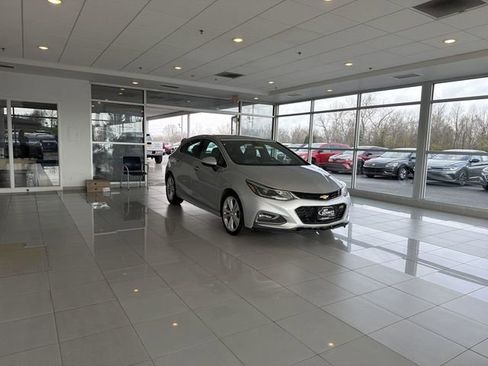 Used 2017 Chevrolet Cruze Premier w/ RS Package image 2