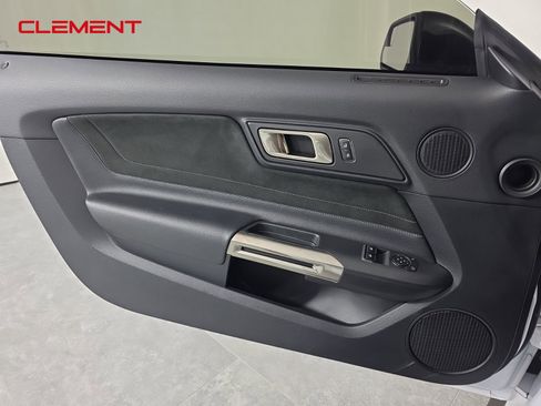 Certified 2017 Ford Mustang Shelby GT350 w/ Electronics Package image 24