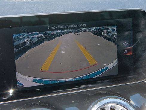 Used 2022 Mercedes-Benz GLA 250 w/ Premium Package Lite image 31