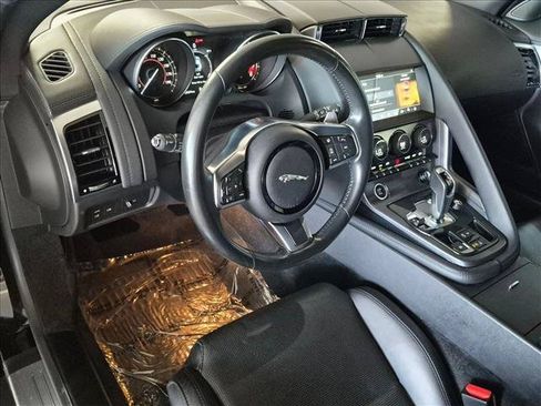 Used 2020 Jaguar F-TYPE Coupe RWD image 10