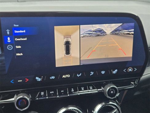 New 2025 Chevrolet Blazer EV LT image 9