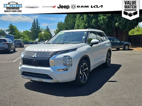 Used 2024 Mitsubishi Outlander SEL AWD/4WD image 1