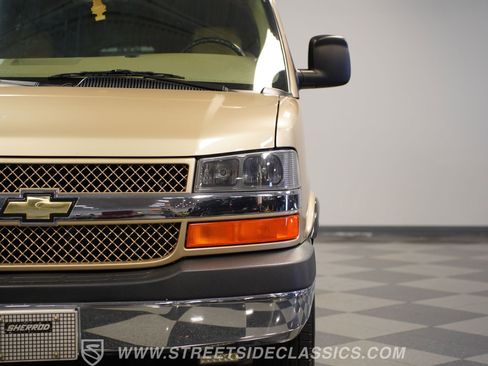 Used 2006 Chevrolet Express 1500 w/ Preferred Equipment Group image 20