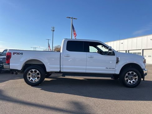 Used 2021 Ford F250 Lariat w/ Lariat Value Package image 5