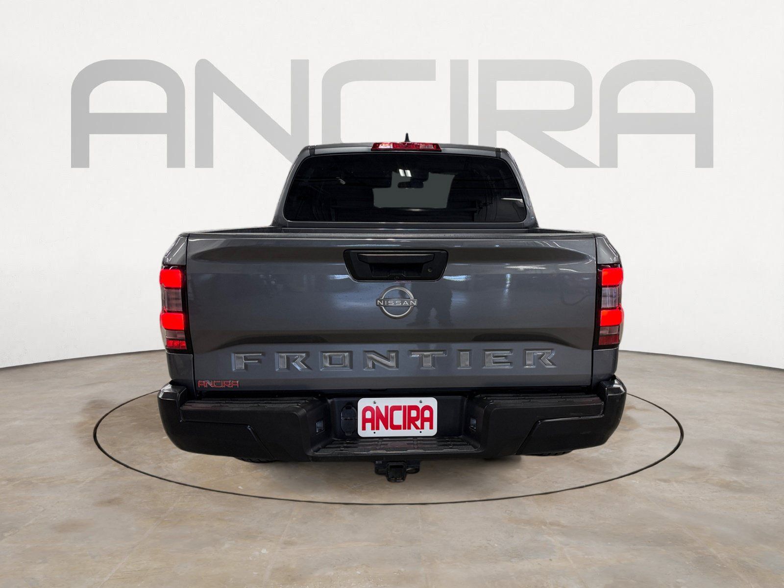 Used 2024 Nissan Frontier S w/ Tow Package RWD image 9