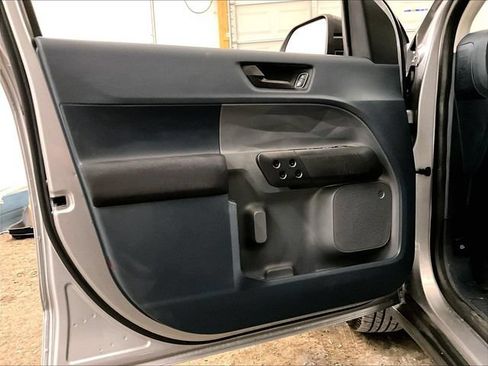 Used 2022 Ford Maverick XL FWD image 22