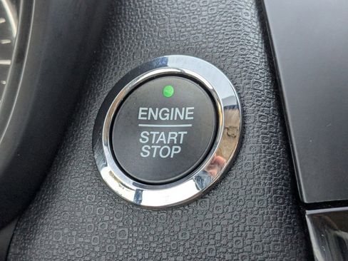 Certified 2021 Ford EcoSport Titanium image 32