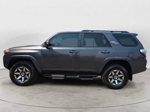 Used 2021 Toyota 4Runner TRD Off-Road Premium AWD/4WD image 8