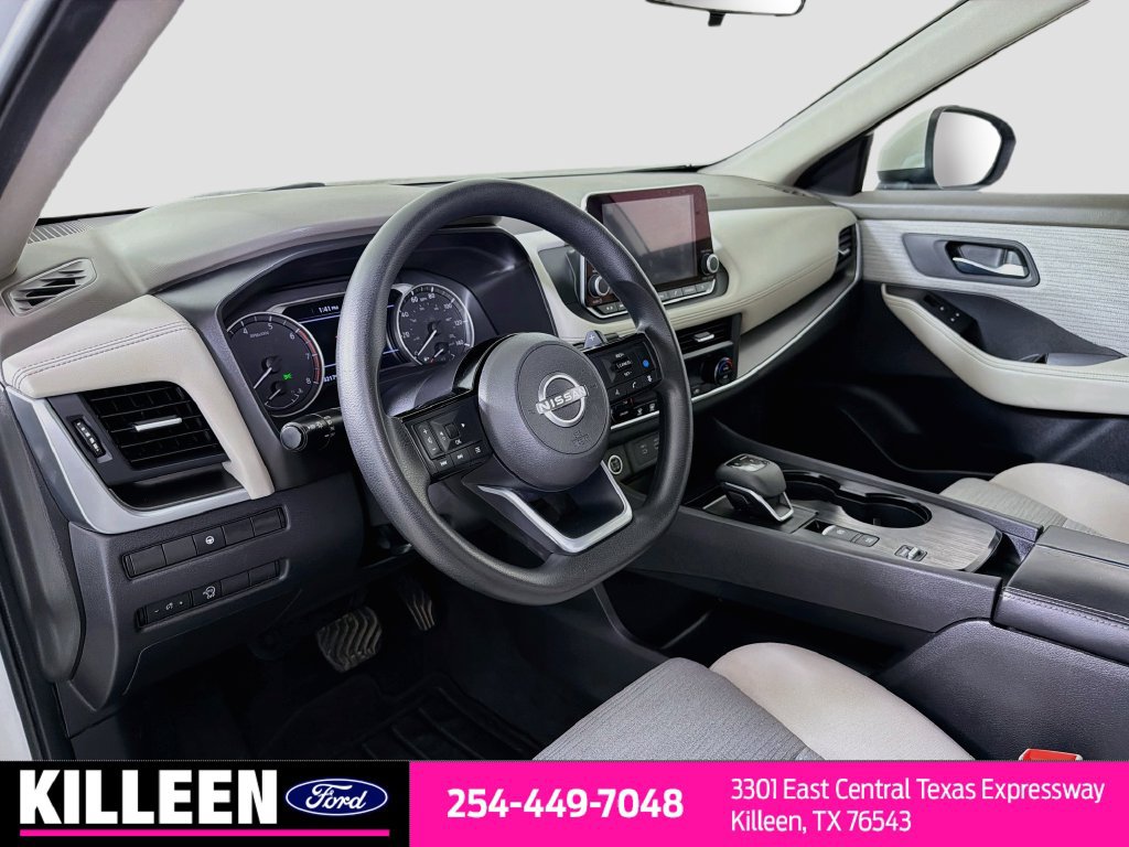 Used 2023 Nissan Rogue SV FWD image 11
