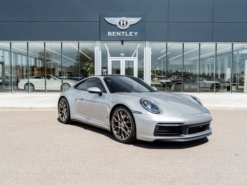 Used 2024 Porsche 911 Carrera S RWD image 17