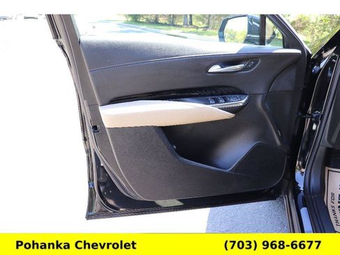 Used 2024 Cadillac XT4 Luxury w/ Cold Weather Package AWD/4WD image 22