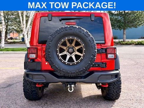 Used 2016 Jeep Wrangler Unlimited Rubicon image 10