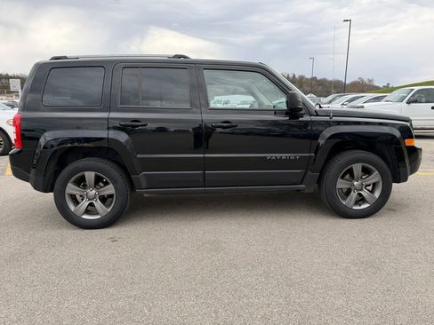 Used 2016 Jeep Patriot Sport w/ Power Value Group AWD/4WD image 4