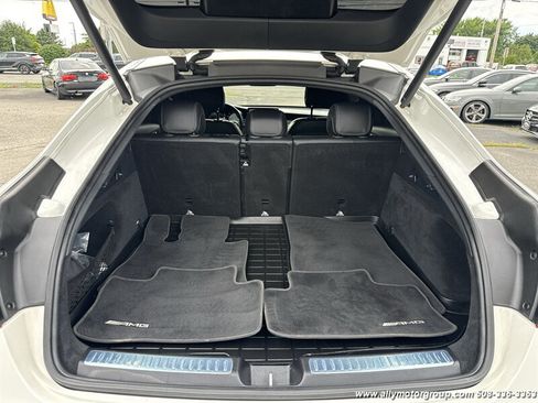 Used 2020 Mercedes-Benz GLC 300 4MATIC Coupe image 13
