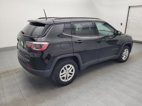 Used 2018 Jeep Compass Sport FWD image 10