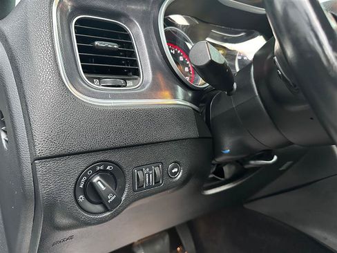 Used 2017 Dodge Charger SXT w/ Navigation & Travel Group RWD image 28