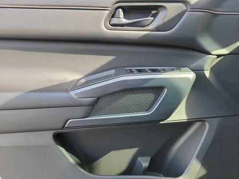 Certified 2024 Nissan Pathfinder Rock Creek AWD/4WD image 15