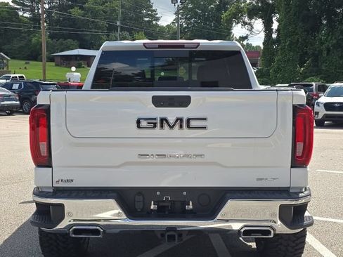 Used 2021 GMC Sierra 1500 SLT w/ SLT Premium Plus Package AWD/4WD image 4