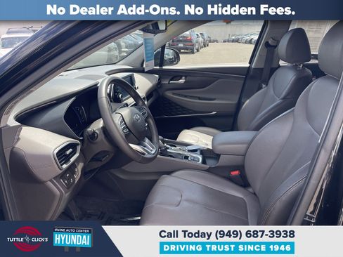 Used 2019 Hyundai Santa Fe Limited FWD image 17