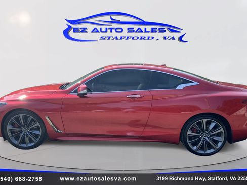 Used 2018 INFINITI Q60 Red Sport 400 w/ Pro Active Package AWD/4WD image 8