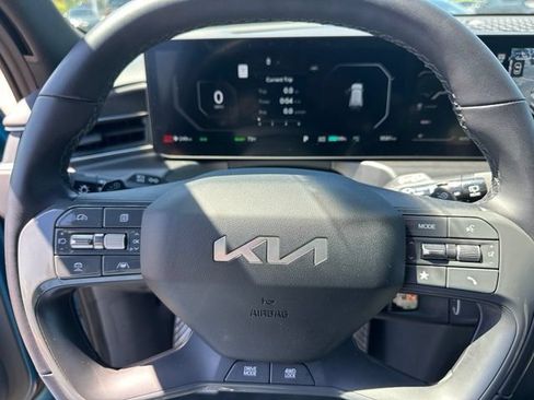Used 2024 Kia EV9 GT-Line AWD/4WD image 42