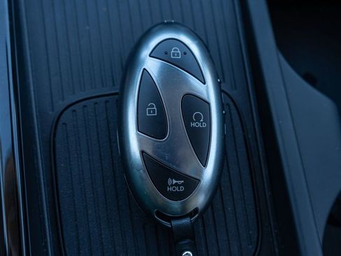 New 2025 Hyundai Tucson Limited image 38