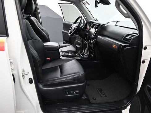 Certified 2023 Toyota 4Runner 40th Anniversary SE image 33