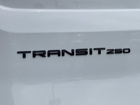 New 2026 Ford Transit 250 148 Medium Roof RWD image 10