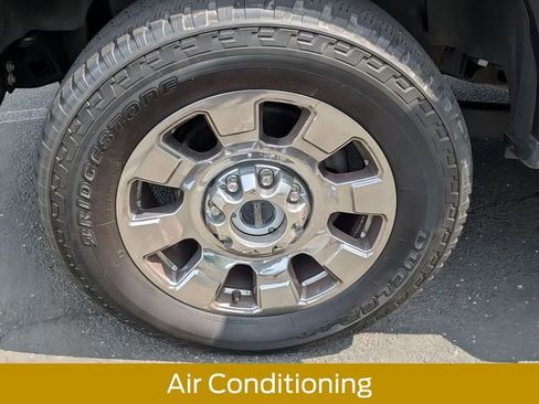 Certified 2023 Ford F250 Lariat w/ Chrome Package image 13