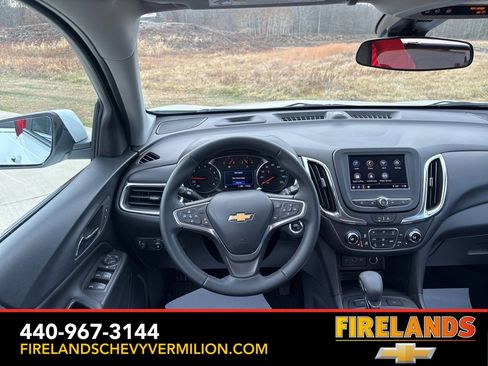 Used 2023 Chevrolet Equinox LT image 42
