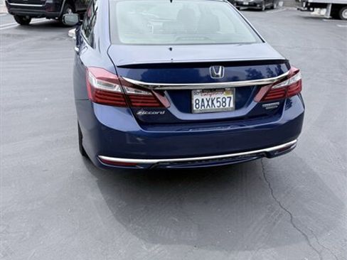 Used 2017 Honda Accord Touring image 7
