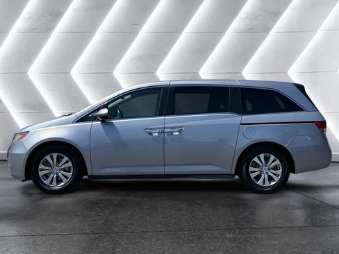 Used 2017 Honda Odyssey EX-L image 2