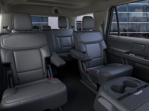 New 2026 Ford Expedition Active RWD image 13