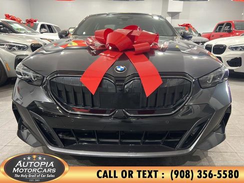 Used 2024 BMW 540i xDrive w/ Premium Package AWD/4WD image 8