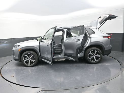 New 2026 Volkswagen Tiguan SE AWD/4WD image 32