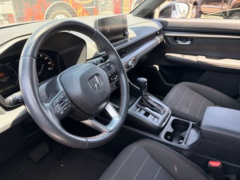 Used 2024 Honda CR-V Sport image 14