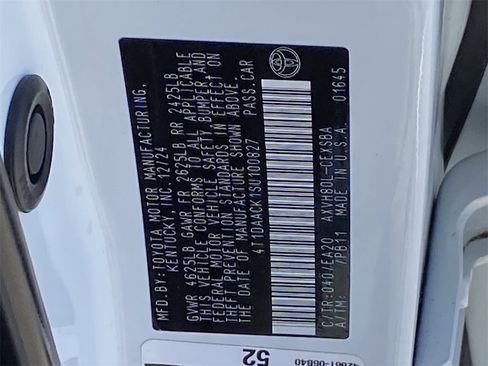 Certified 2025 Toyota Camry SE image 36